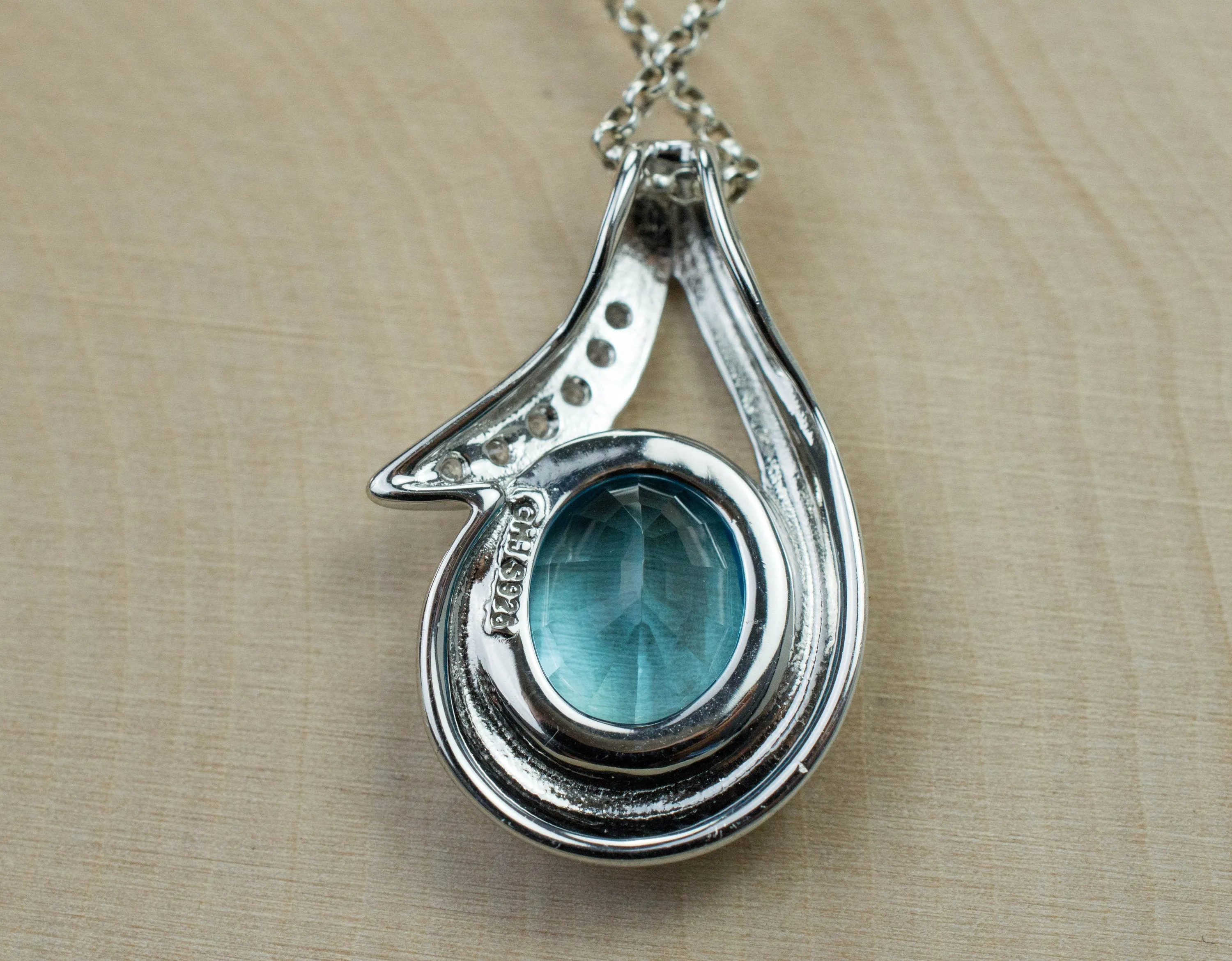 Blue Topaz Pendant; Genuine Brazilian Topaz; 5.470cts
