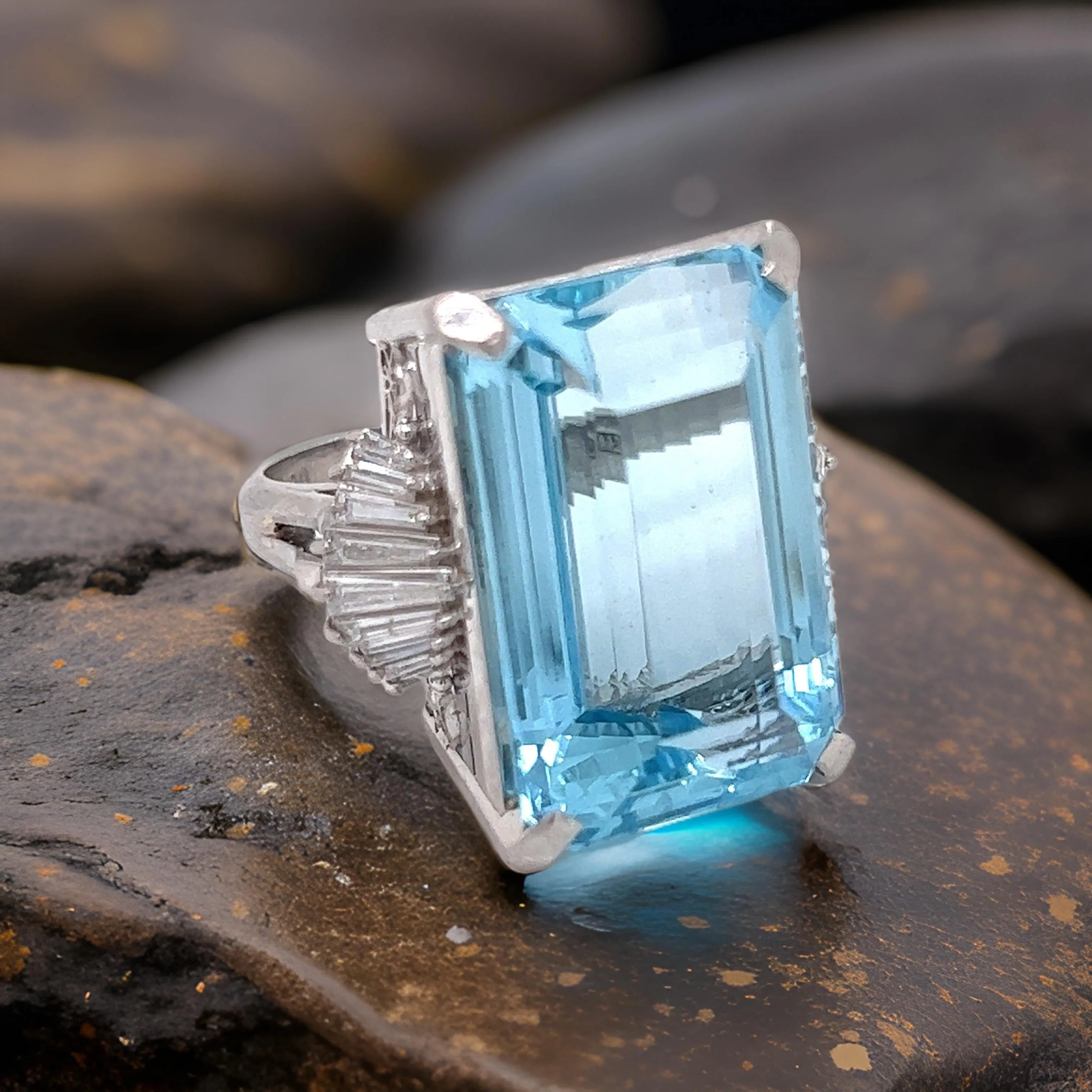 Estate 34.59 ct Aquamarine Diamond Platinum Ring 12021