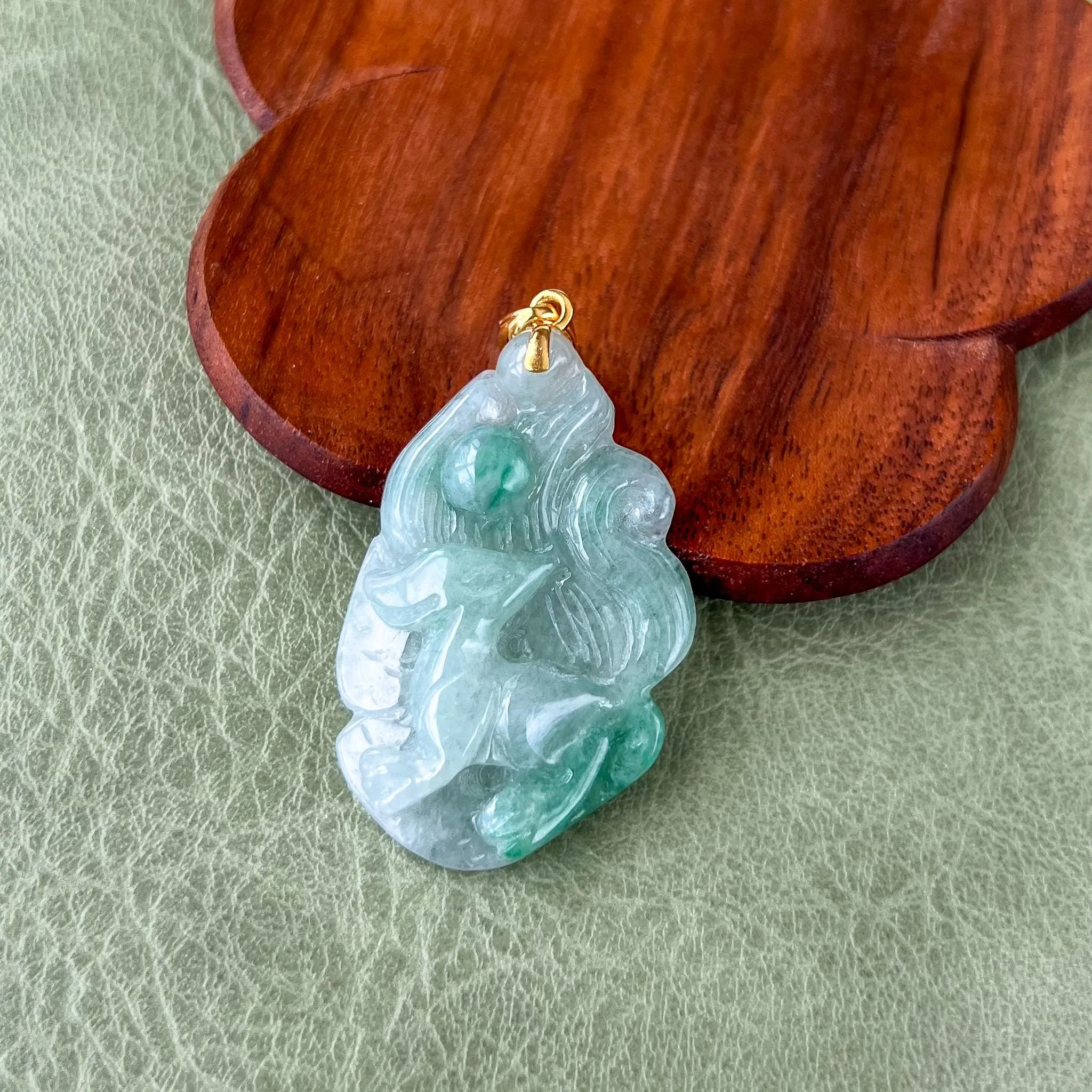 Nine 9 Tail Fox Jade Pendant with 18K Gold, Jadeite Jade Hand Carved Pendant, BH-0224-0003061