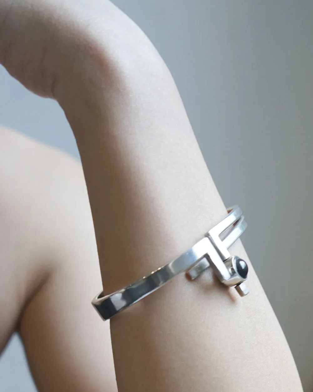 Silver Bracelet w/ Onyx & Malachite